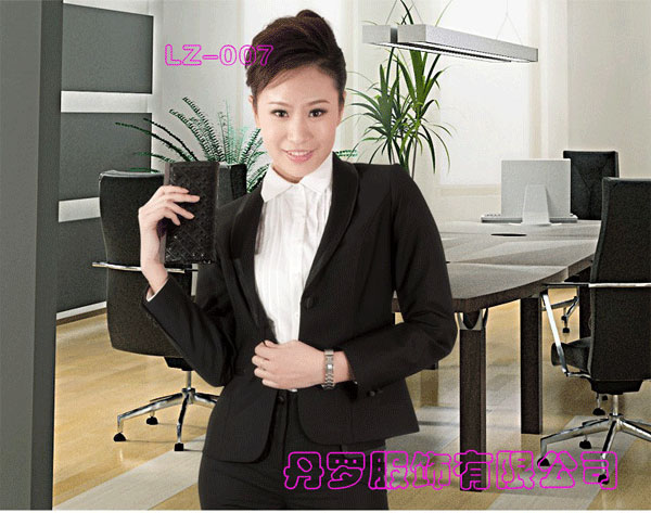 ����Ů����