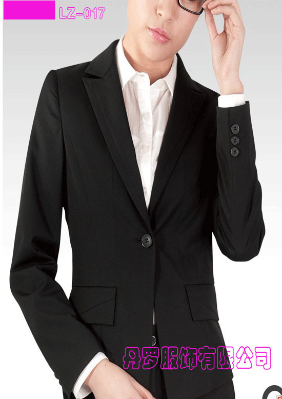 ����Ů����