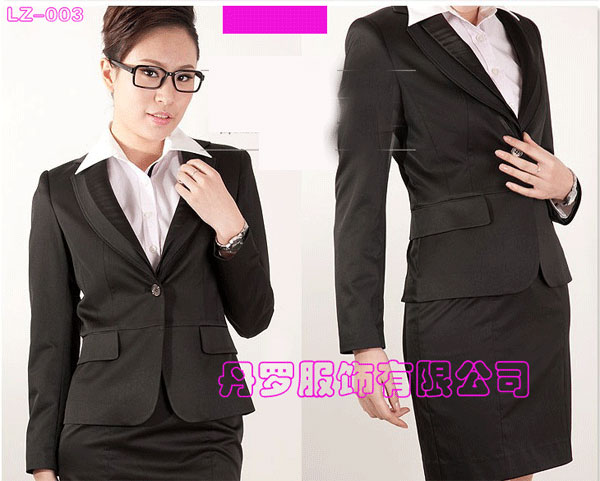 ����Ů����